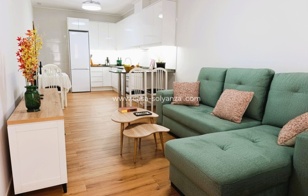 Resale - Apartment / flat - Torrevieja - Torrevieja Centro