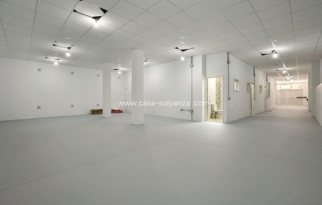 Resale - Apartment / flat - Torrevieja - Torrevieja Centro