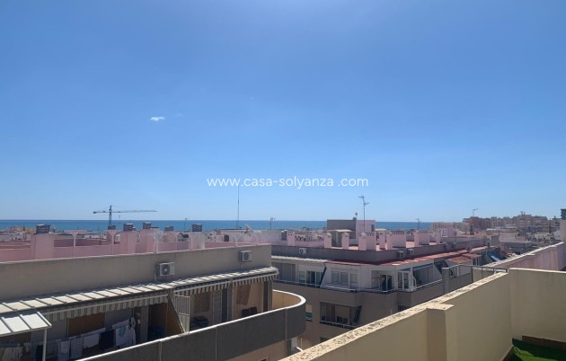 Resale - Apartment / flat - Torrevieja - Torrevieja Centro