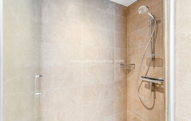 Resale - Apartment / flat - Torrevieja - Playa del Cura