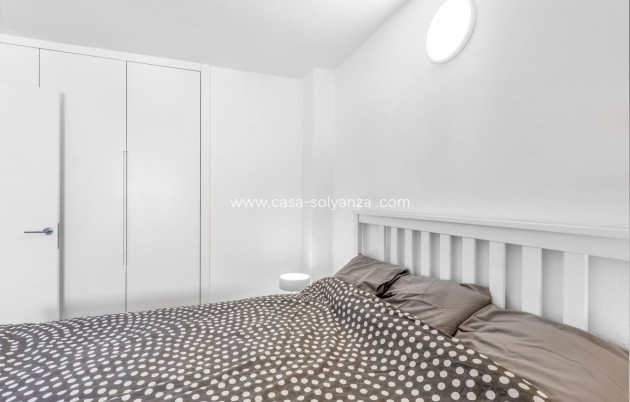Resale - Apartment / flat - Torrevieja - Playa del Cura
