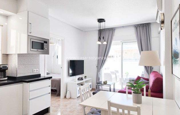 Resale - Apartment / flat - Torrevieja - Torrevieja Centro
