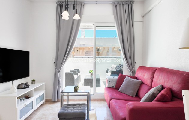 Resale - Apartment / flat - Torrevieja - Torrevieja Centro