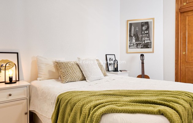 Resale - Apartment / flat - Torrevieja - Torrevieja Centro