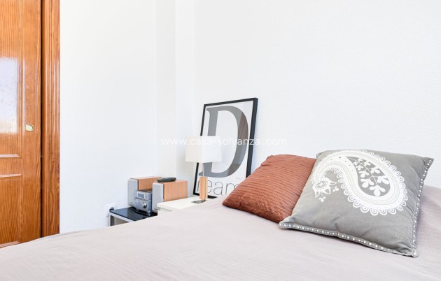 Resale - Apartment / flat - Torrevieja - Torrevieja Centro