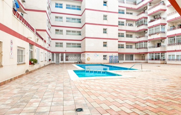 Resale - Apartment / flat - Torrevieja - Torrevieja Centro