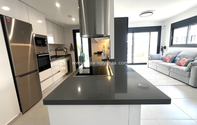 Resale - Apartment / flat - Orihuela - Villamartin