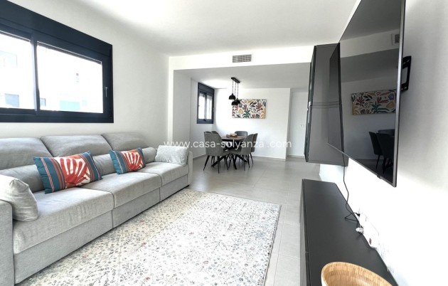 Resale - Apartment / flat - Orihuela - Villamartin