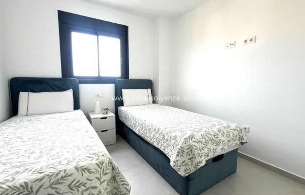 Resale - Apartment / flat - Orihuela - Villamartin