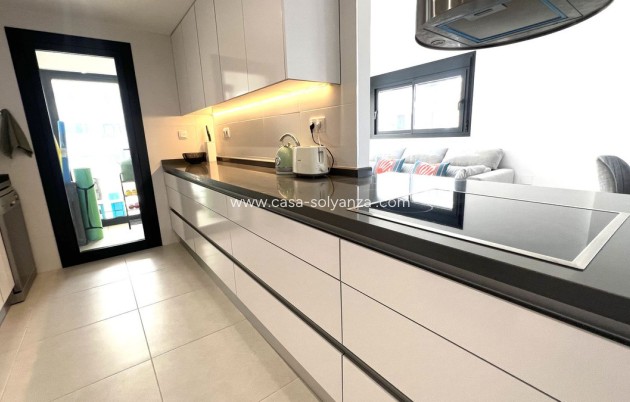 Resale - Apartment / flat - Orihuela - Villamartin