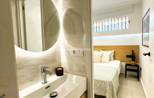 Reventa - Apartamento / piso - Torrevieja - Torrevieja Centro