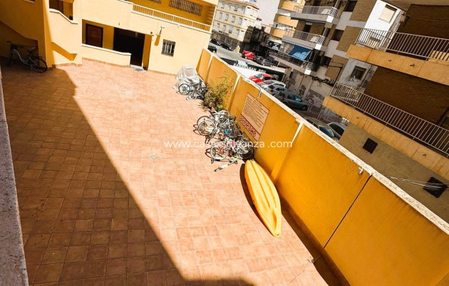 Reventa - Apartamento / piso - Torrevieja - Torrevieja Centro