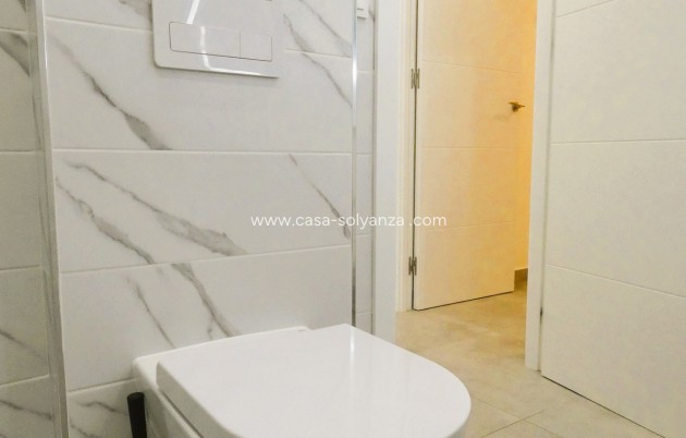 Reventa - Apartamento / piso - Torrevieja - Torrevieja Centro