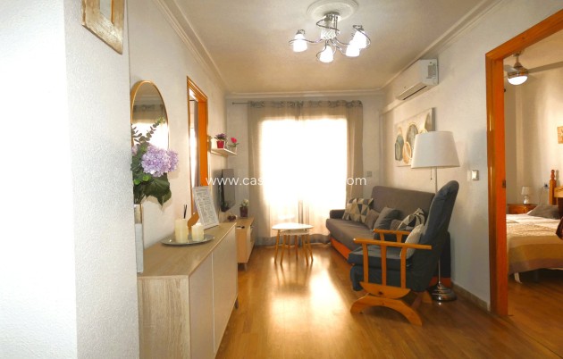 Herverkoop - Appartement / flat - Torrevieja - Torrevieja Centro