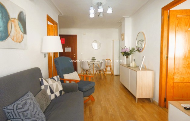 Herverkoop - Appartement / flat - Torrevieja - Torrevieja Centro