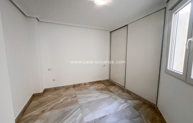 Herverkoop - Appartement / flat - Torrevieja - Torrevieja Centro