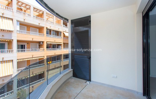 Wiederverkauf - Wohnung - Torrevieja - Torrevieja Centro
