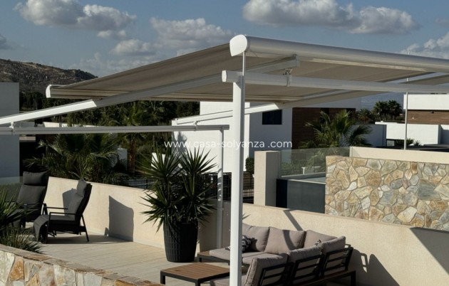 Resale - Villa - La Finca Golf - Inland
