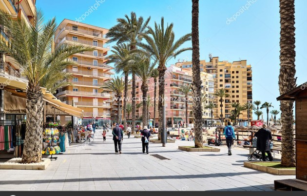 Revente - Appartement - Torrevieja - Torrevieja Centro