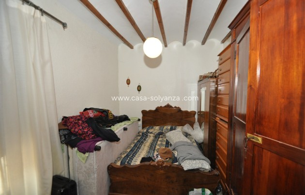 Resale - Country Property/Finca - Yecla - Yecla Centro
