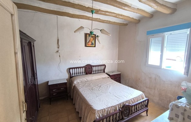Resale - Country Property/Finca - Yecla - Yecla Centro