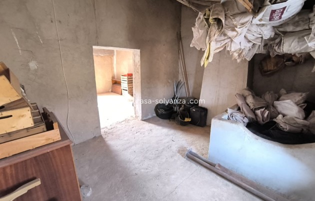 Resale - Country Property/Finca - Yecla - Yecla Centro