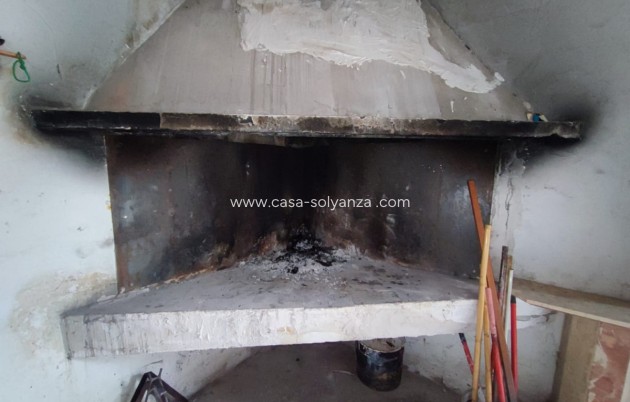 Resale - Country Property/Finca - Yecla - Yecla Centro
