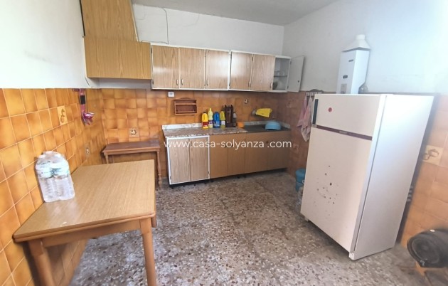 Herverkoop - Country Property/Finca - Yecla - Yecla Centro