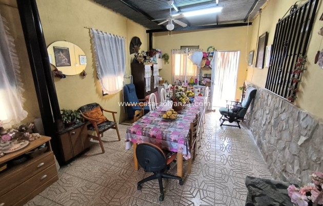 Resale - Country Property/Finca - Yecla - Yecla Centro