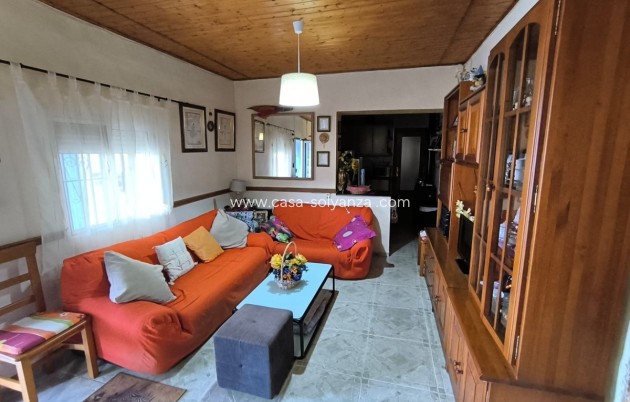 Resale - Country Property/Finca - Yecla - Yecla Centro