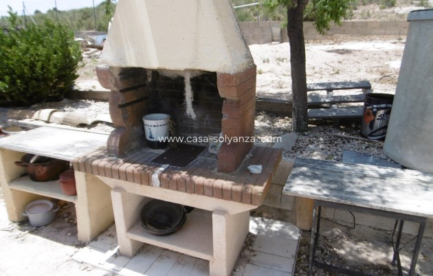 Resale - Country Property/Finca - Yecla - Yecla Centro