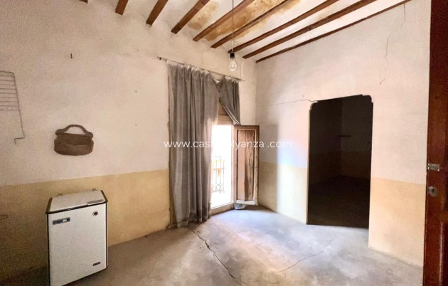 Revente - Maison de ville - Pinoso - Pinoso Centro