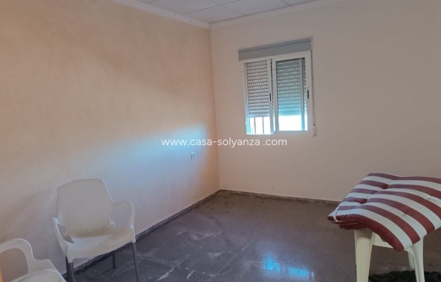 Resale - Country Property/Finca - Yecla - Yecla Centro