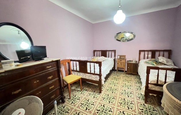 Revente - Maison de ville - Pinoso - Pinoso Centro