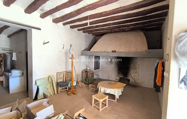 Resale - Country Property/Finca - Yecla - Yecla Centro
