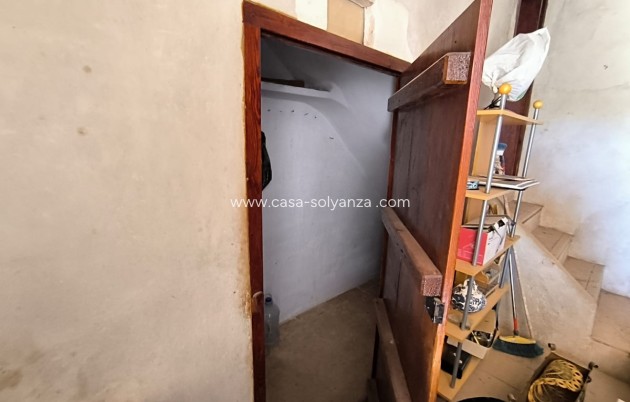 Resale - Country Property/Finca - Yecla - Yecla Centro