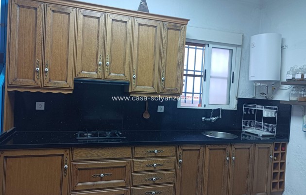 Herverkoop - Herenhuis - Pinoso - Pinoso Centro