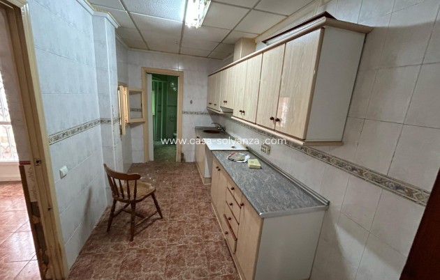 Resale - Villa - Torrevieja - Costa Blanca