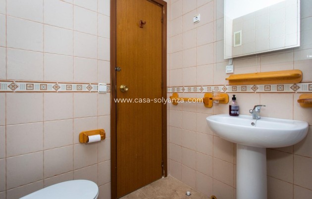 Reventa - Apartamento / piso - Torrevieja - Playa del Cura