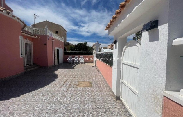 Resale - Villa - Playa Flamenca - Costa Blanca