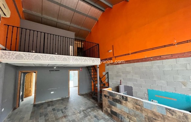Resale - Commercial Property - Algorfa - Algorfa Centro