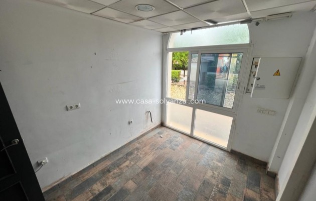 Resale - Commercial Property - Algorfa - Algorfa Centro