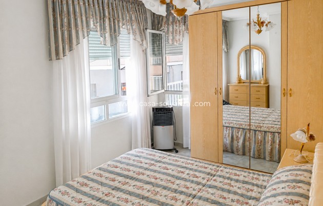Herverkoop - Appartement / flat - Torrevieja - Playa del Cura