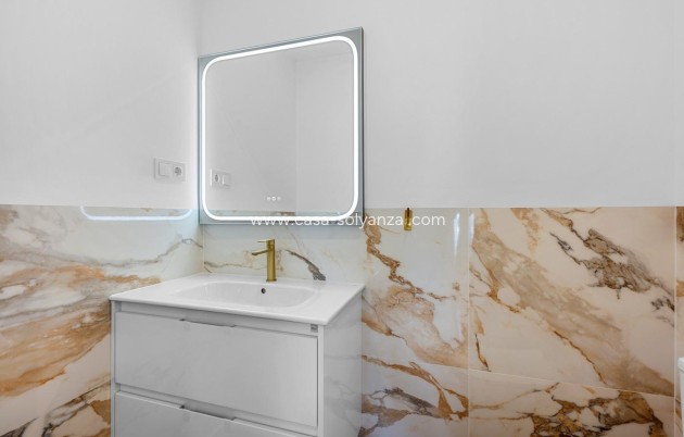 Resale - Apartment / flat - Orihuela - Punta Prima