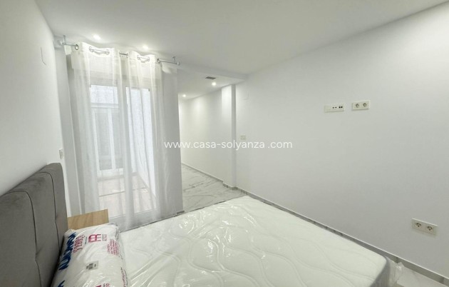 Resale - Apartment / flat - Alicante City - Parque de las Naciones