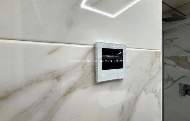Resale - Apartment / flat - Alicante City - Parque de las Naciones