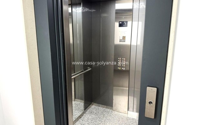 Resale - Apartment / flat - Alicante City - Parque de las Naciones