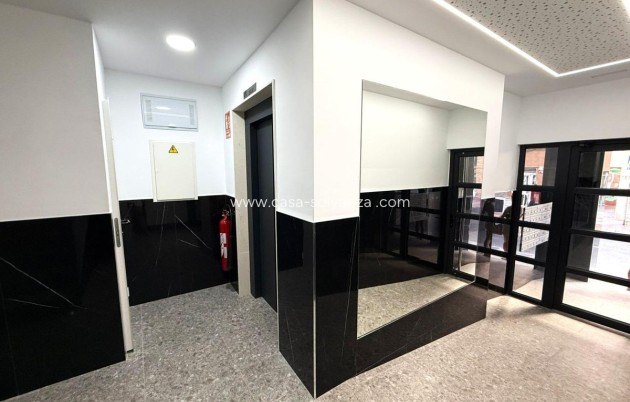 Resale - Apartment / flat - Alicante City - Parque de las Naciones