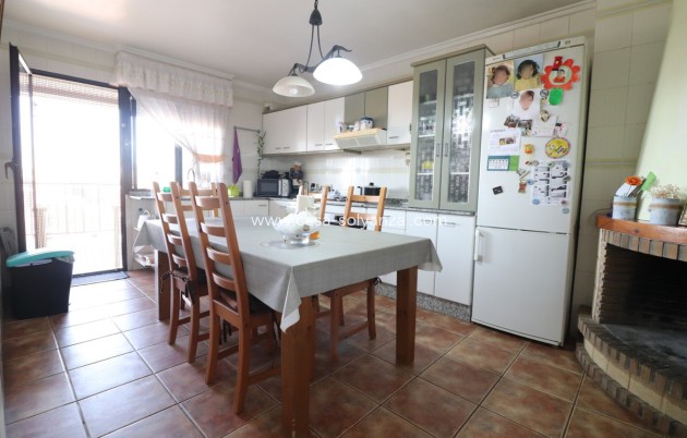 Resale - Apartment / flat - Dolores - Dolores Centro