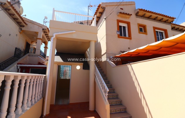 Resale - Apartment / flat - Orihuela - Punta Prima